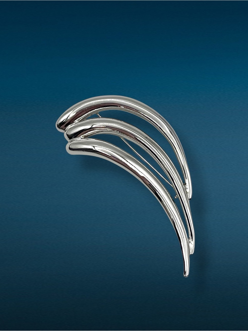 Vintage Modernist Silver Tone Swoosh Triple Bar Wave Brooch Pin